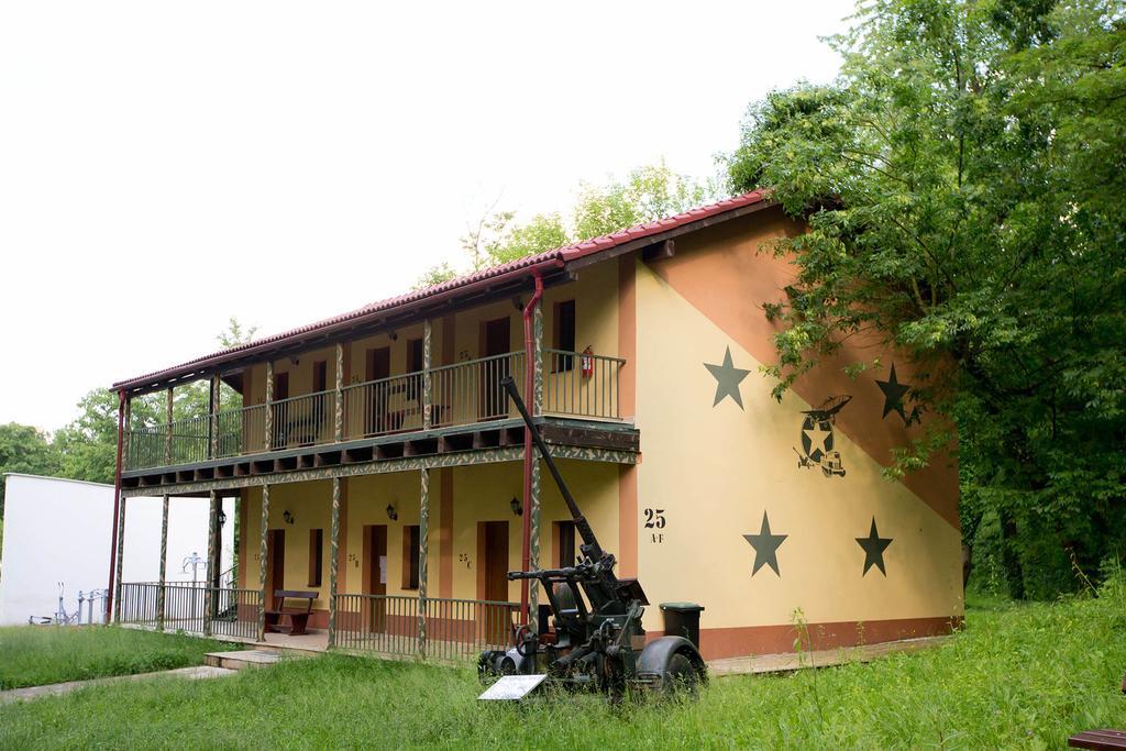 Arsenal Park Transilvania Orăştie Exterior foto